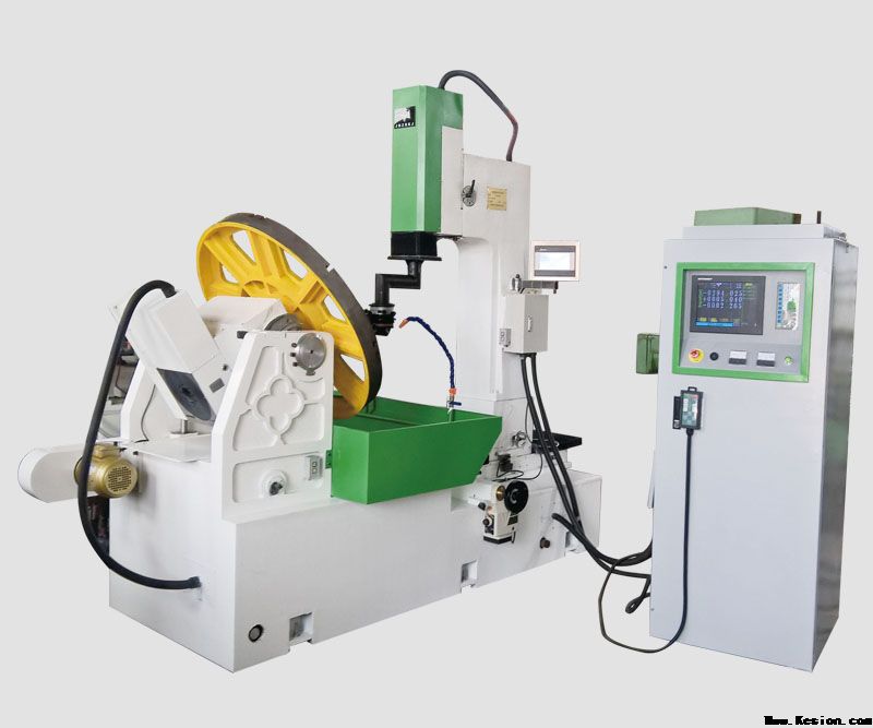 中國輪胎模具電火花機床